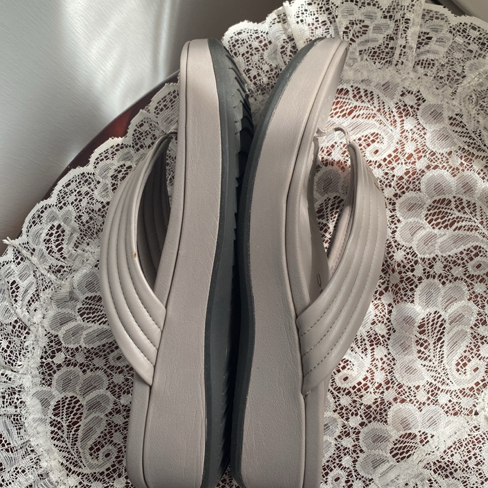 Vionic Thong Sandals Arch Support Comfort Quality - Picture 4 of 6